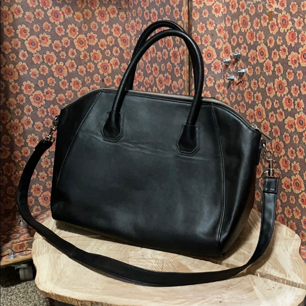 Express Black Poly Vinyl Shoulder Bag